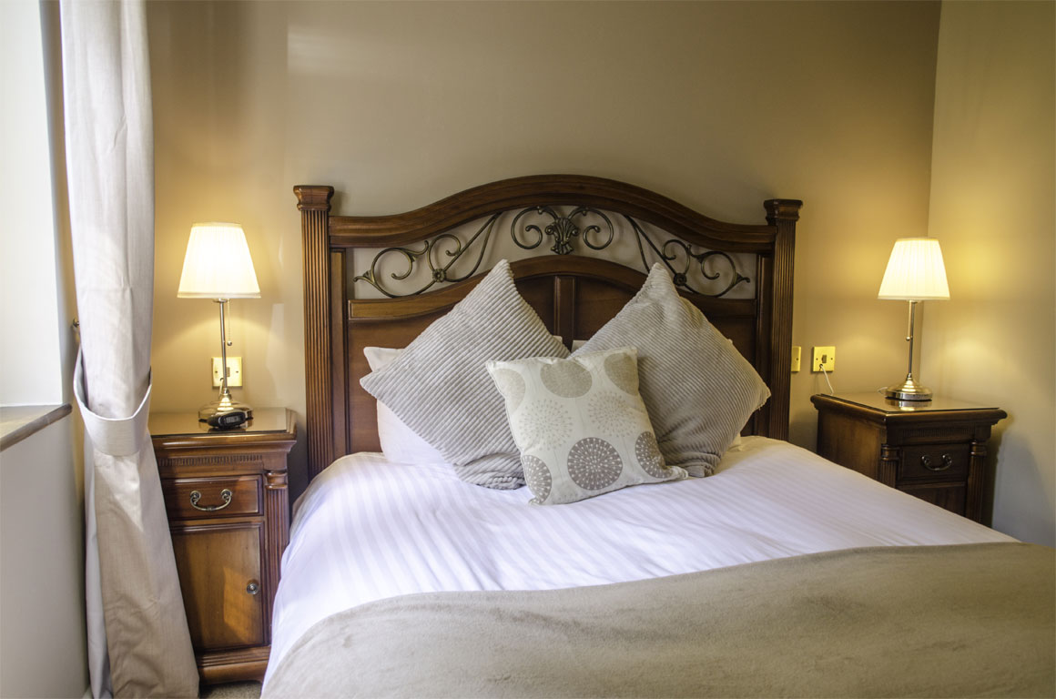 Copyright-babington-house-160330-13